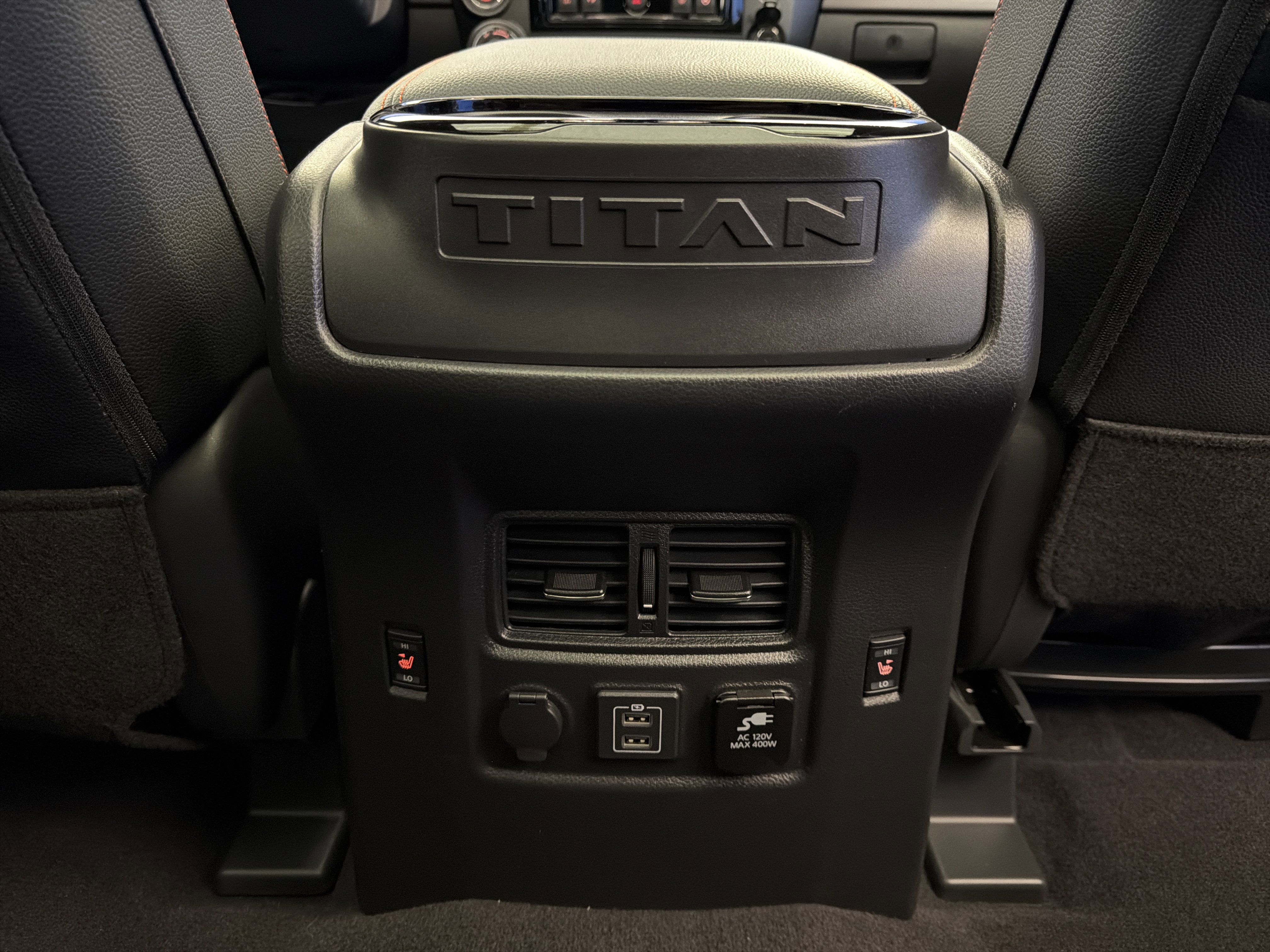 Used 2023 Nissan Titan PRO-4X w/ Pro-4x Convenience Package image 30