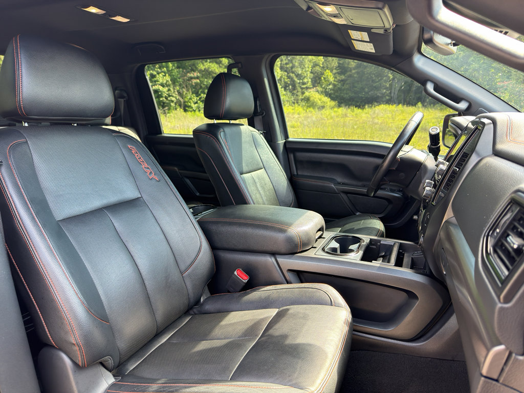Used 2020 Nissan Titan PRO-4X w/ Pro-4x Convenience Package AWD/4WD image 20