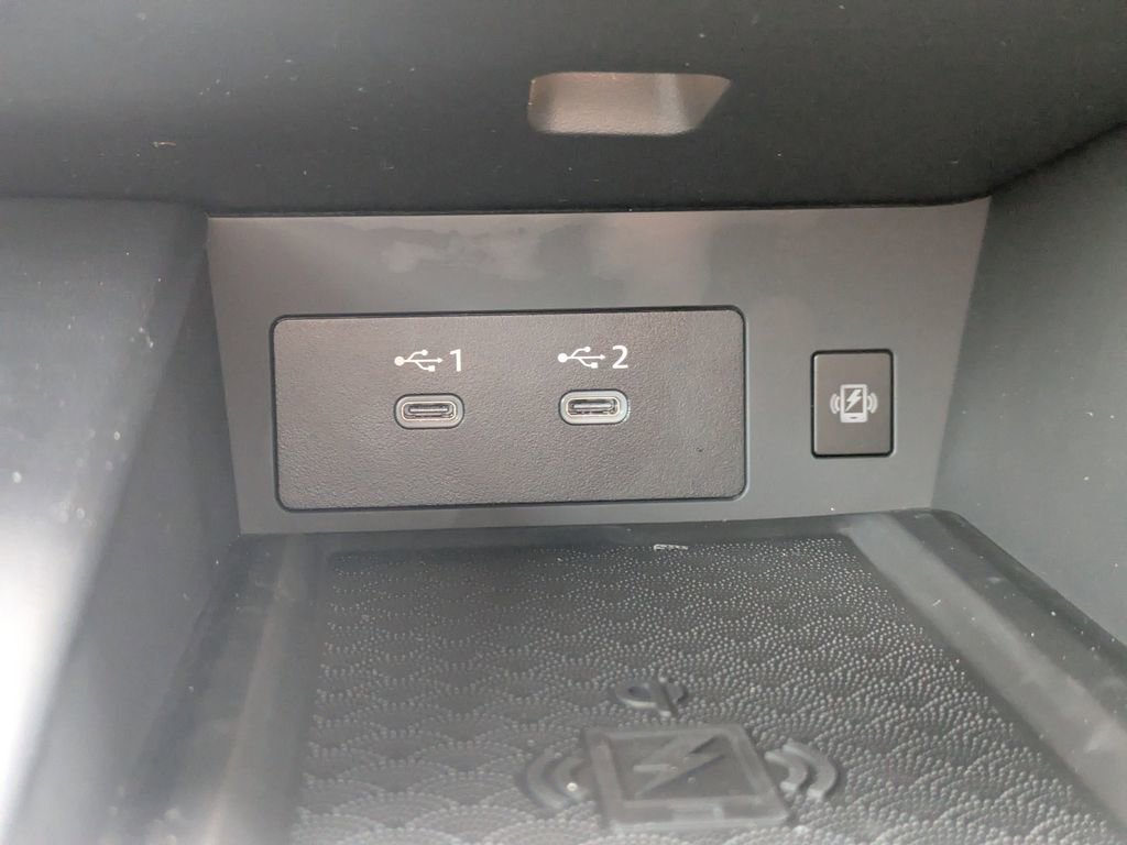 New 2026 INFINITI QX60 Luxe w/ Family Package image 27