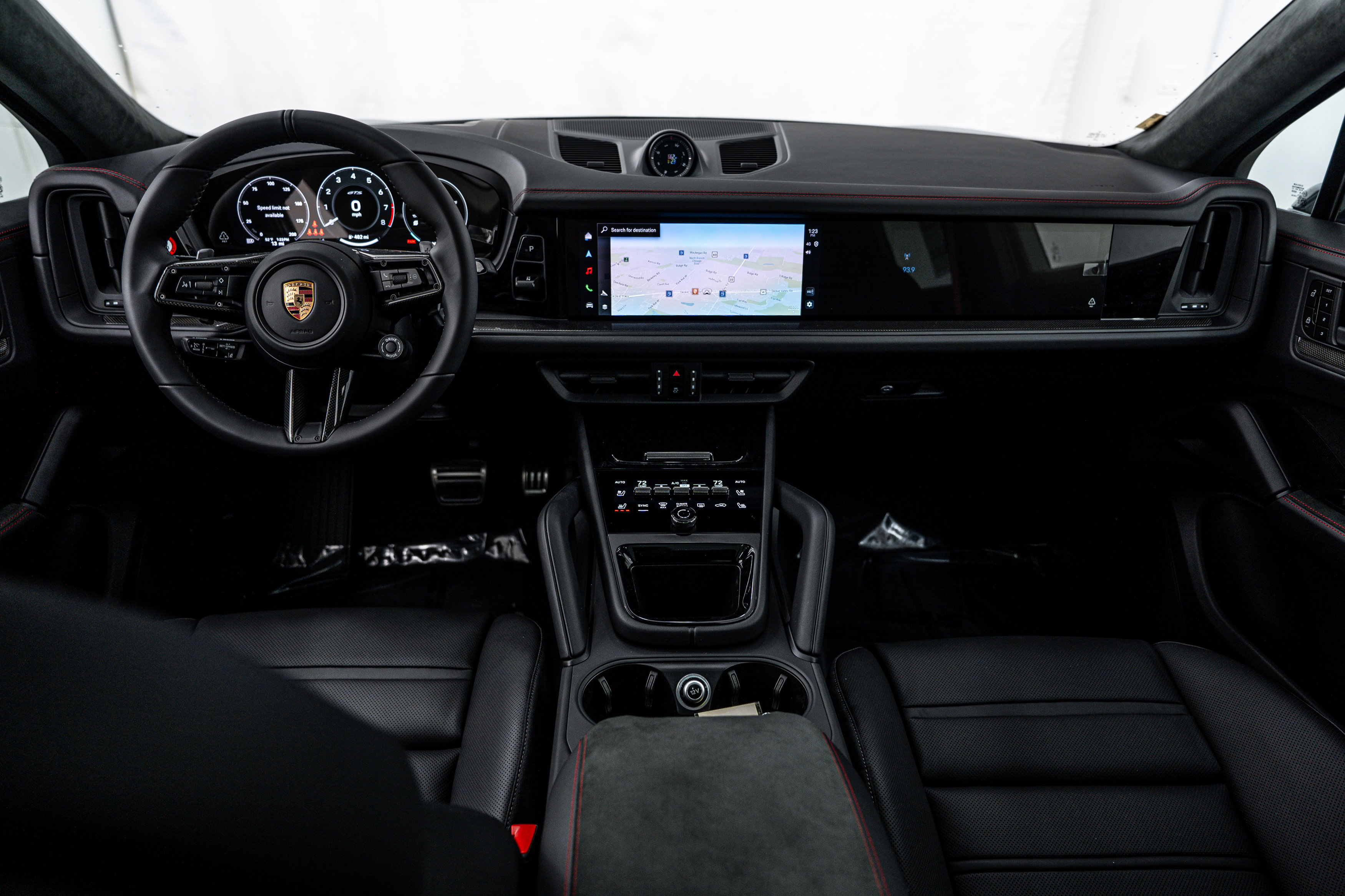 New 2026 Porsche Cayenne GTS AWD/4WD image 12