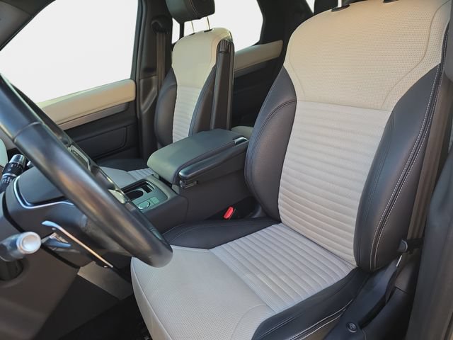 Certified 2021 Land Rover Discovery S R-Dynamic AWD/4WD image 19
