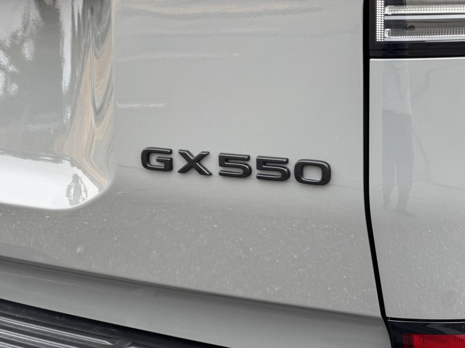 Used 2024 Lexus GX 550 w/ Accessory Package (31) AWD/4WD image 27