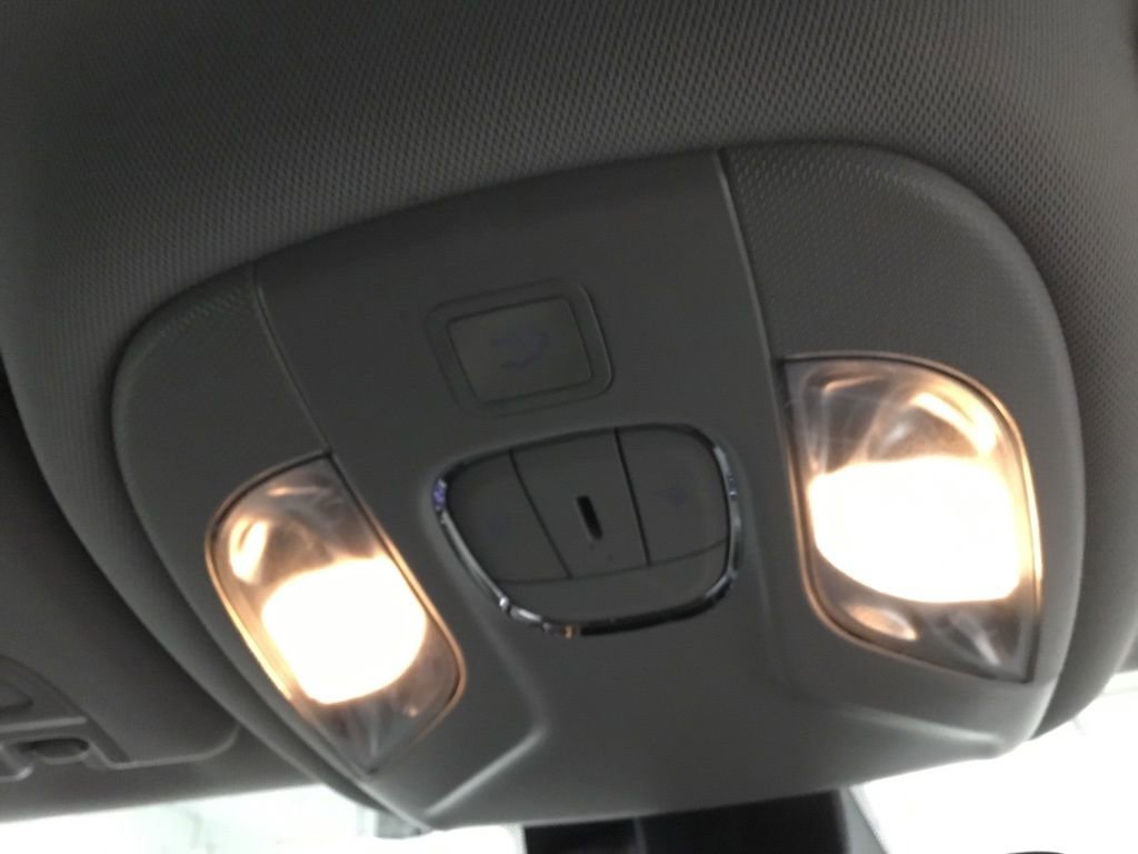 Used 2022 Jeep Compass Latitude w/ Convenience Group image 33