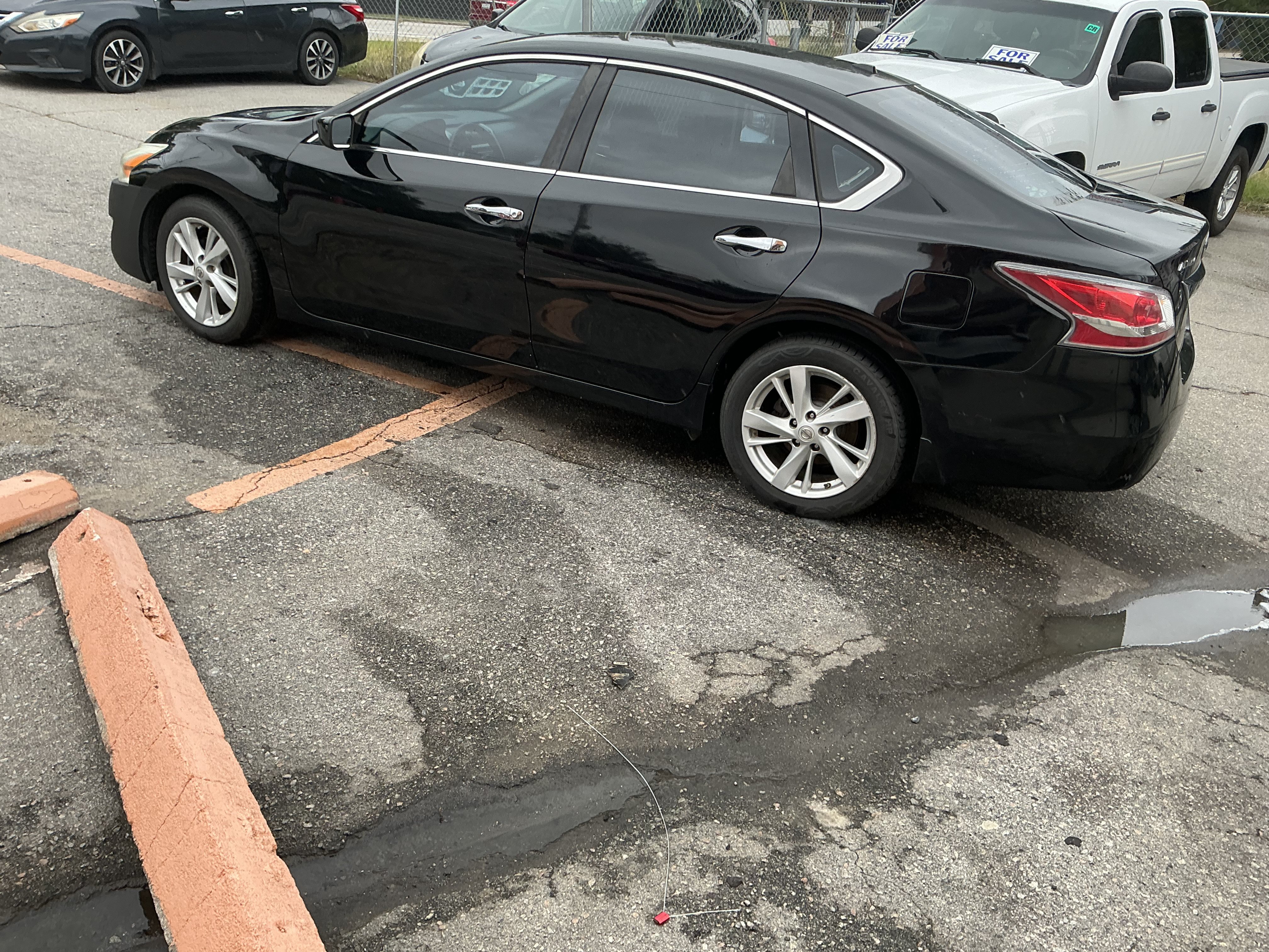 Used 2015 Nissan Altima 2.5 SV FWD image 12
