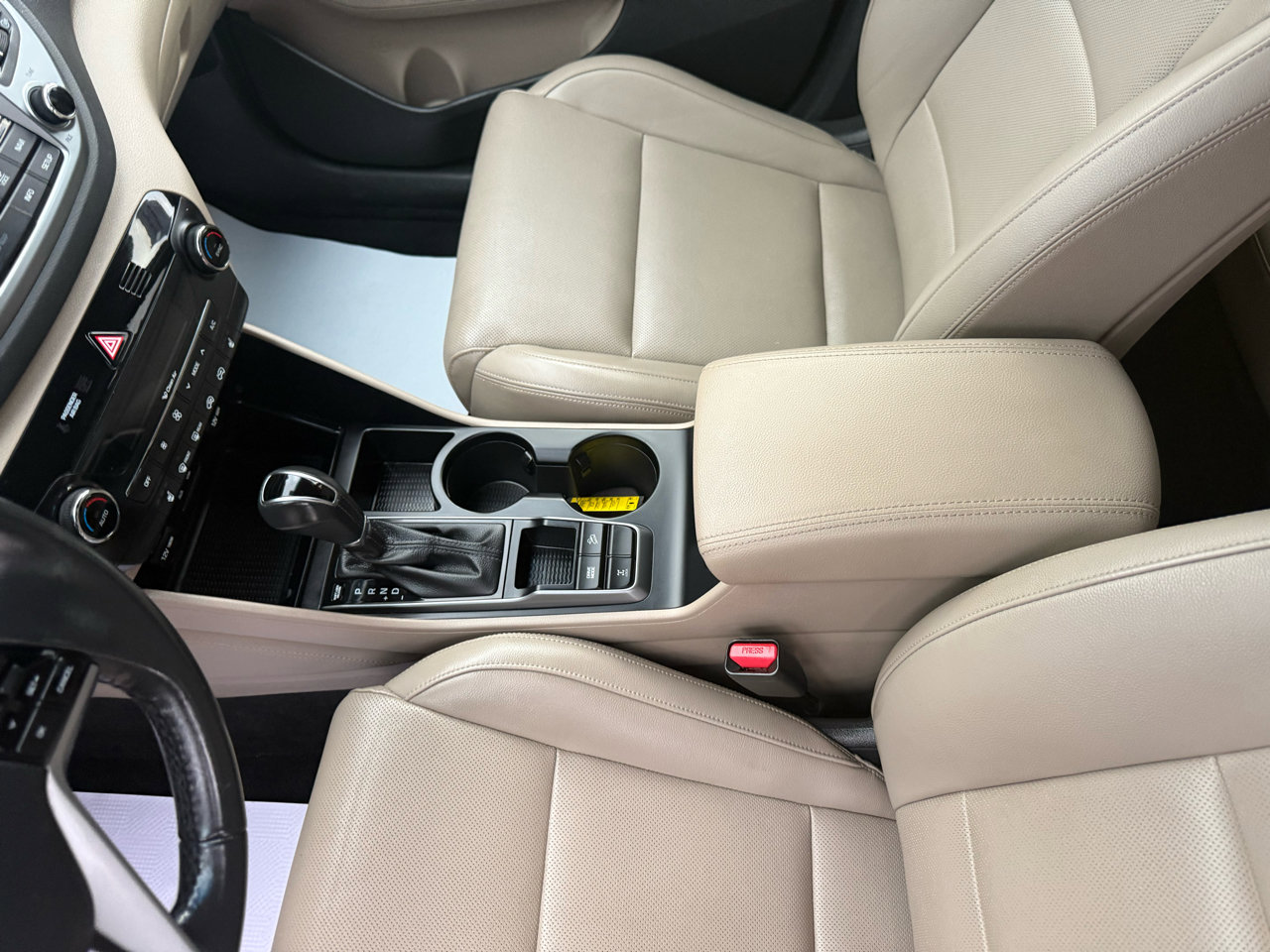 Used 2016 Hyundai Tucson Limited image 24