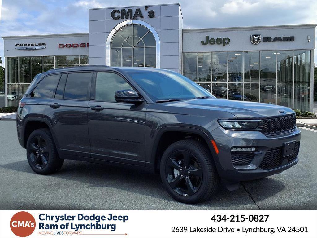 New 2025 Jeep Grand Cherokee Limited w/ Black Appearance Package