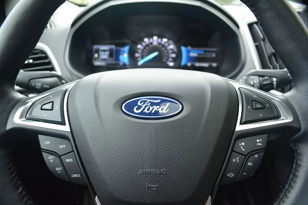 Used 2023 Ford Edge SEL w/ Convenience Package AWD/4WD image 12