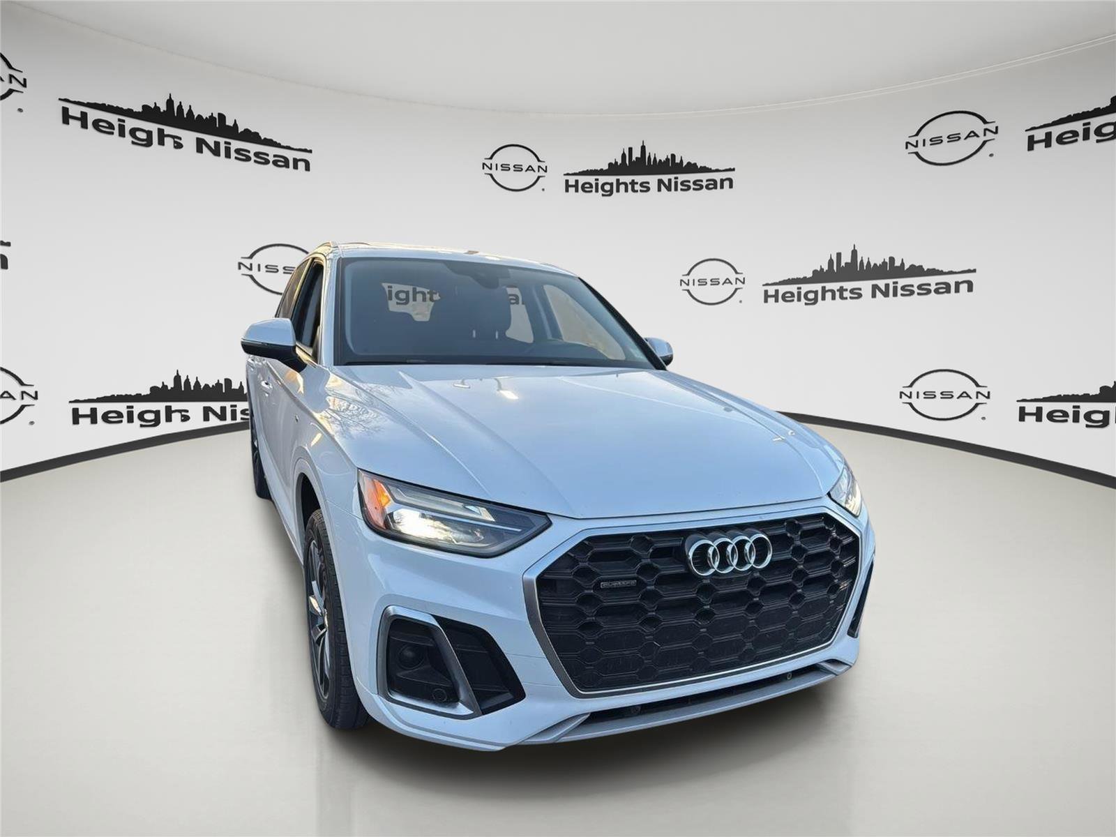 Used 2024 Audi Q5 2.0T Premium Plus image 2