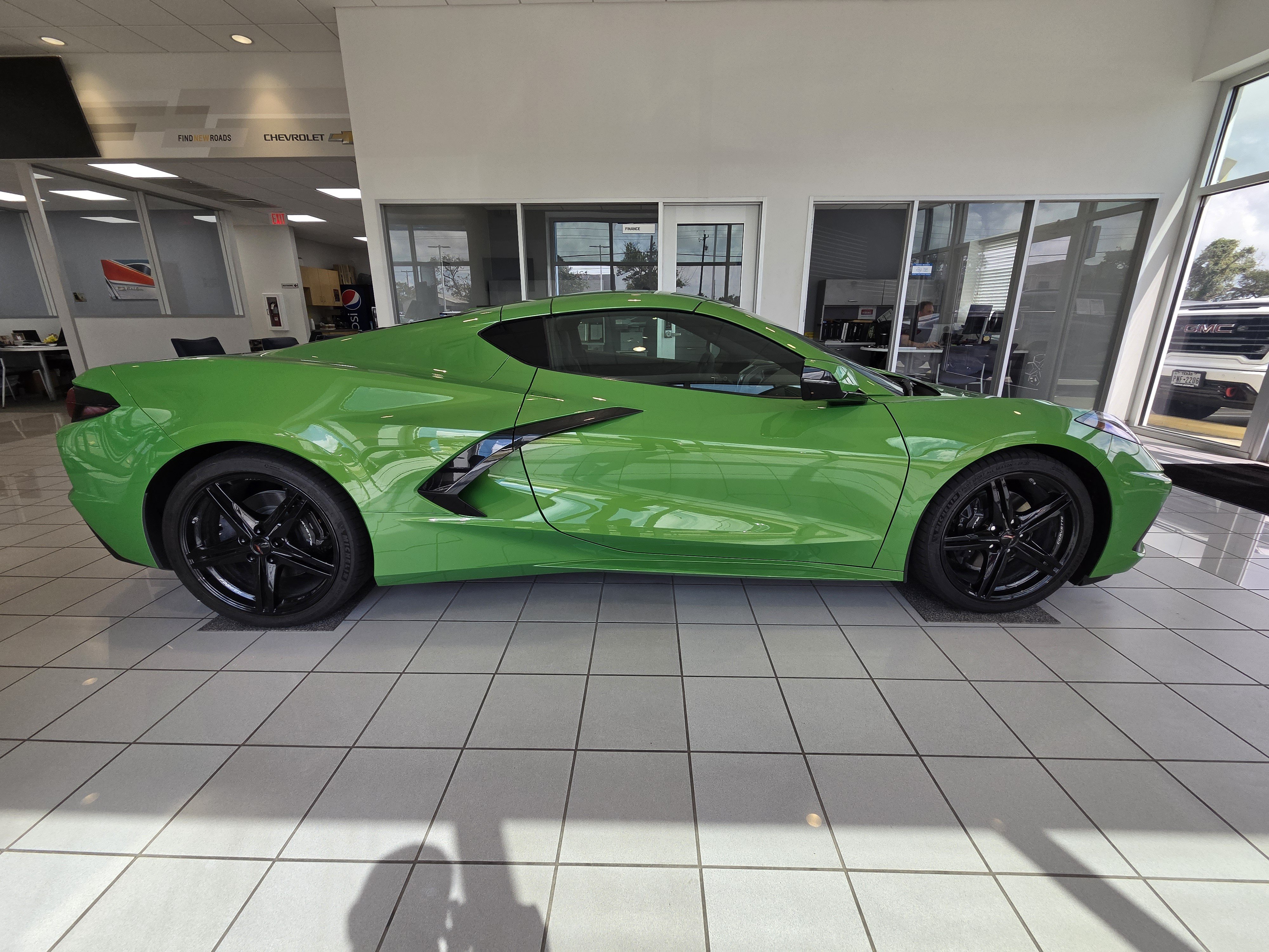 Used 2026 Chevrolet Corvette Stingray Coupe w/ 1LT RWD image 4