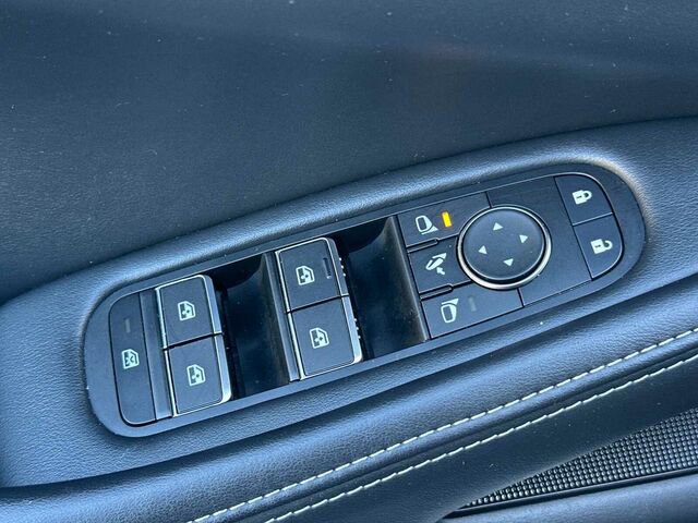 Used 2025 INFINITI QX60 Pure image 13