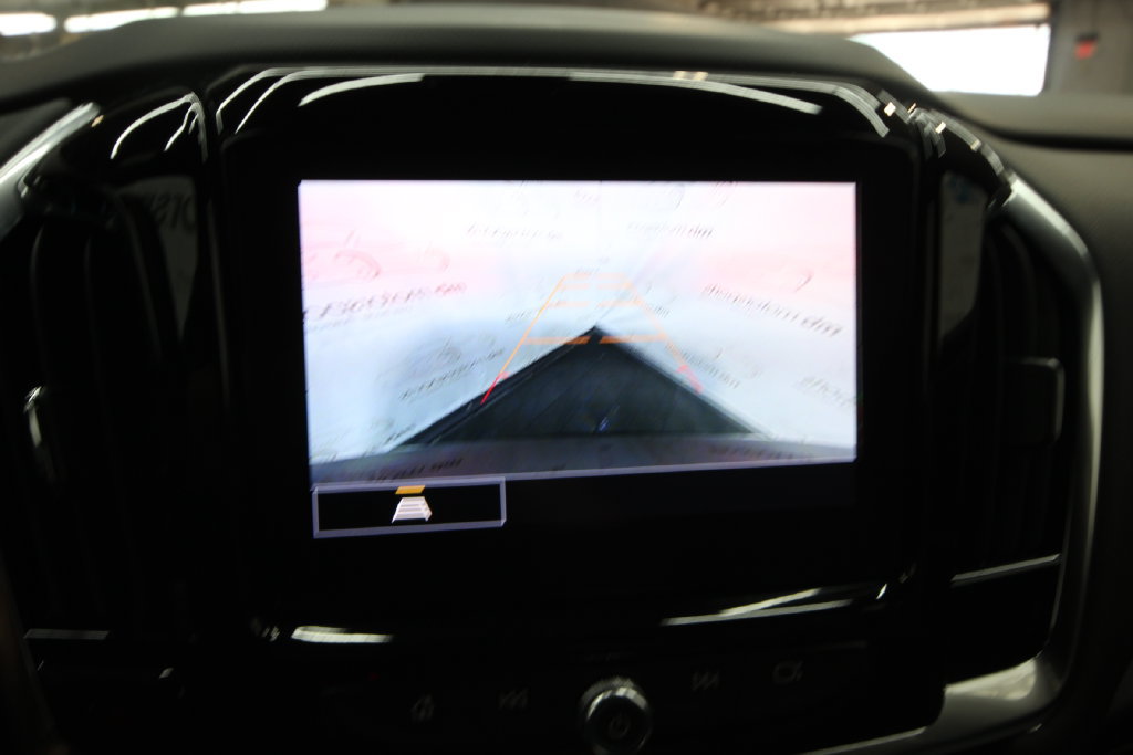 Used 2022 Chevrolet Traverse LT w/ LPO, Floor Liner Package AWD/4WD image 25