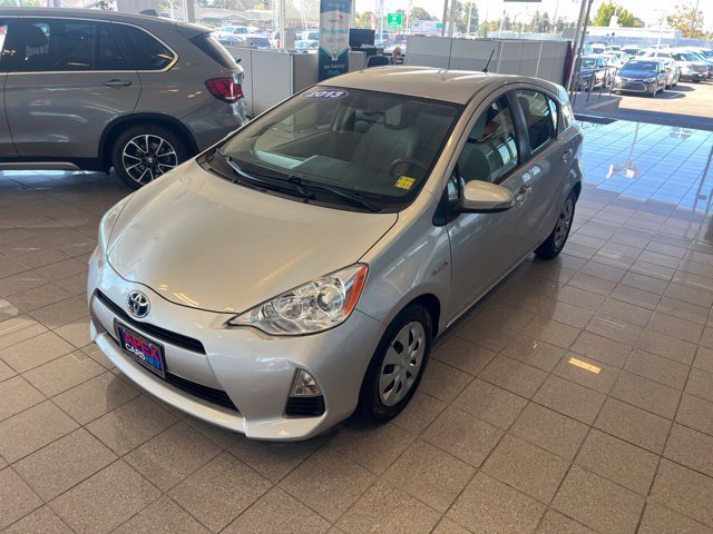Used 2013 Toyota Prius C One FWD image 16