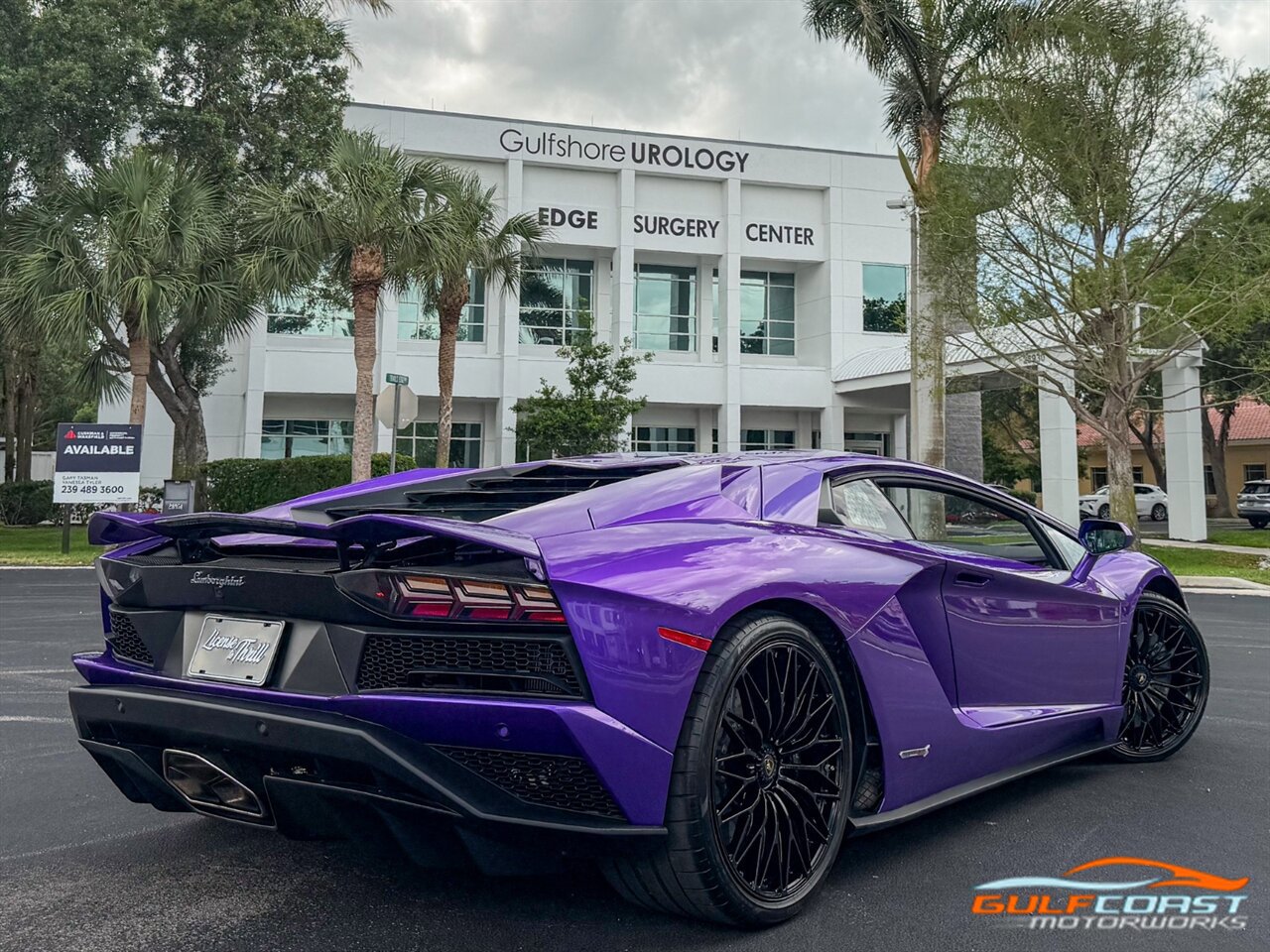 Used 2018 Lamborghini Aventador S image 60