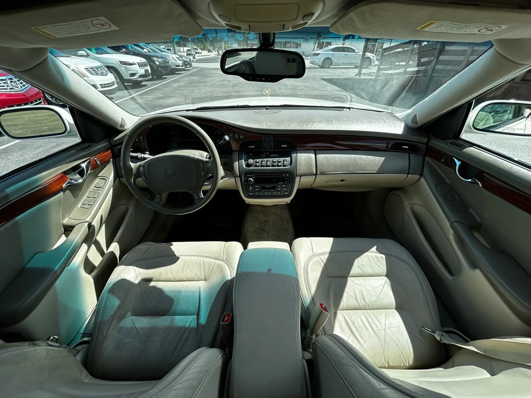 Used 2001 Cadillac De Ville Sedan image 7