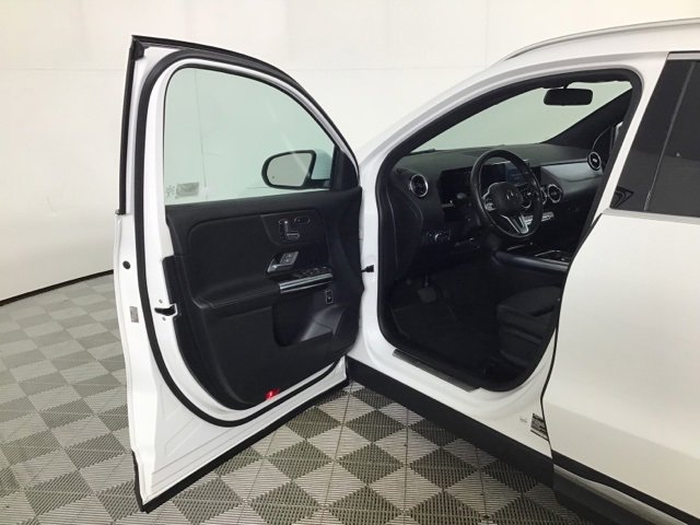 Used 2023 Mercedes-Benz GLA 250 4MATIC image 10