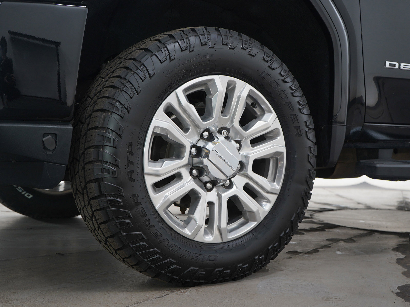 Used 2020 GMC Sierra 3500 Denali w/ Denali Ultimate Package image 30