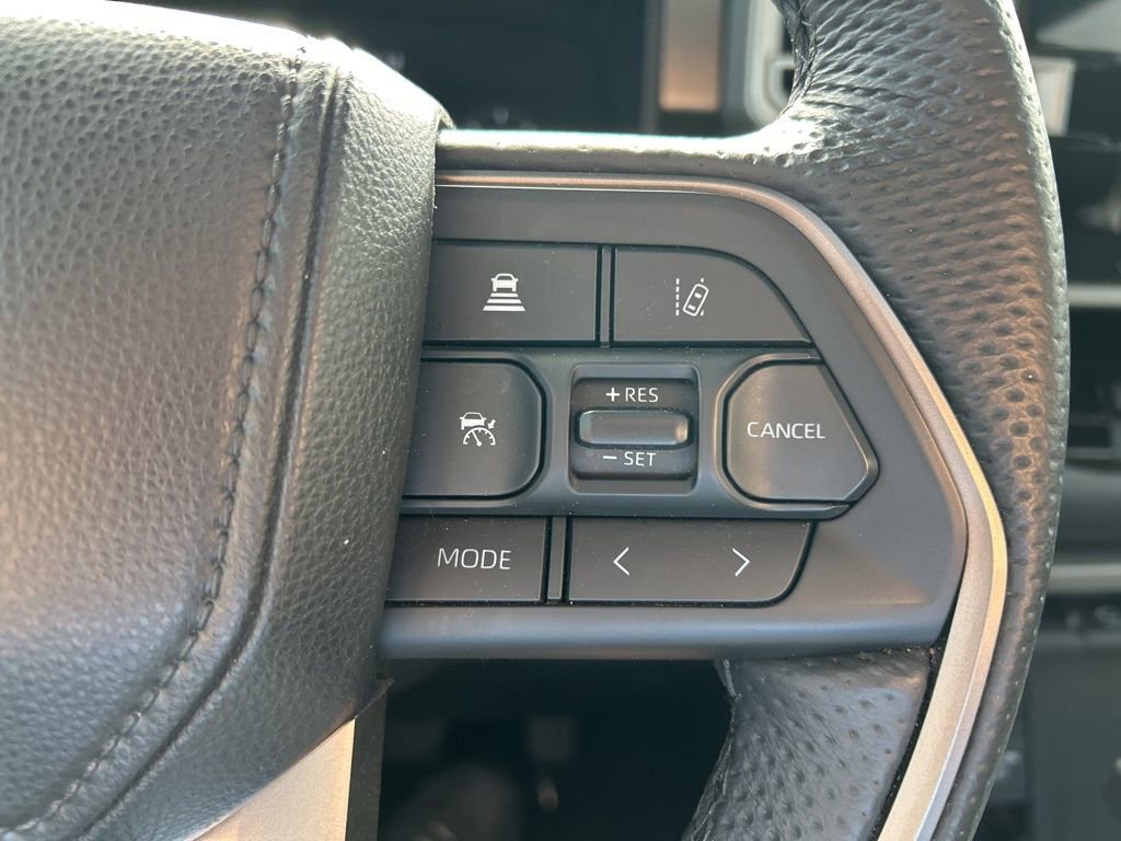 Used 2025 Toyota Sequoia SR5 image 28