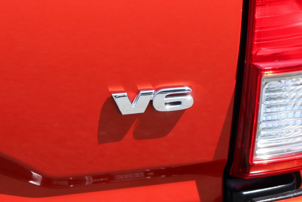 Used 2017 Toyota Tacoma TRD Sport image 47