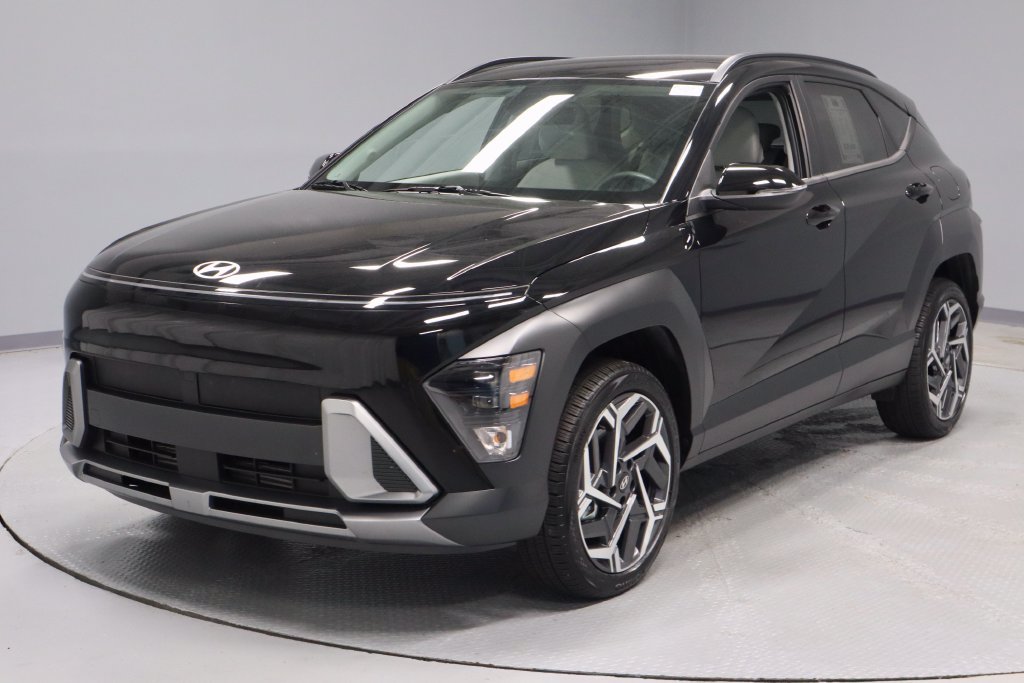 Certified 2026 Hyundai Kona SEL Premium AWD/4WD image 7