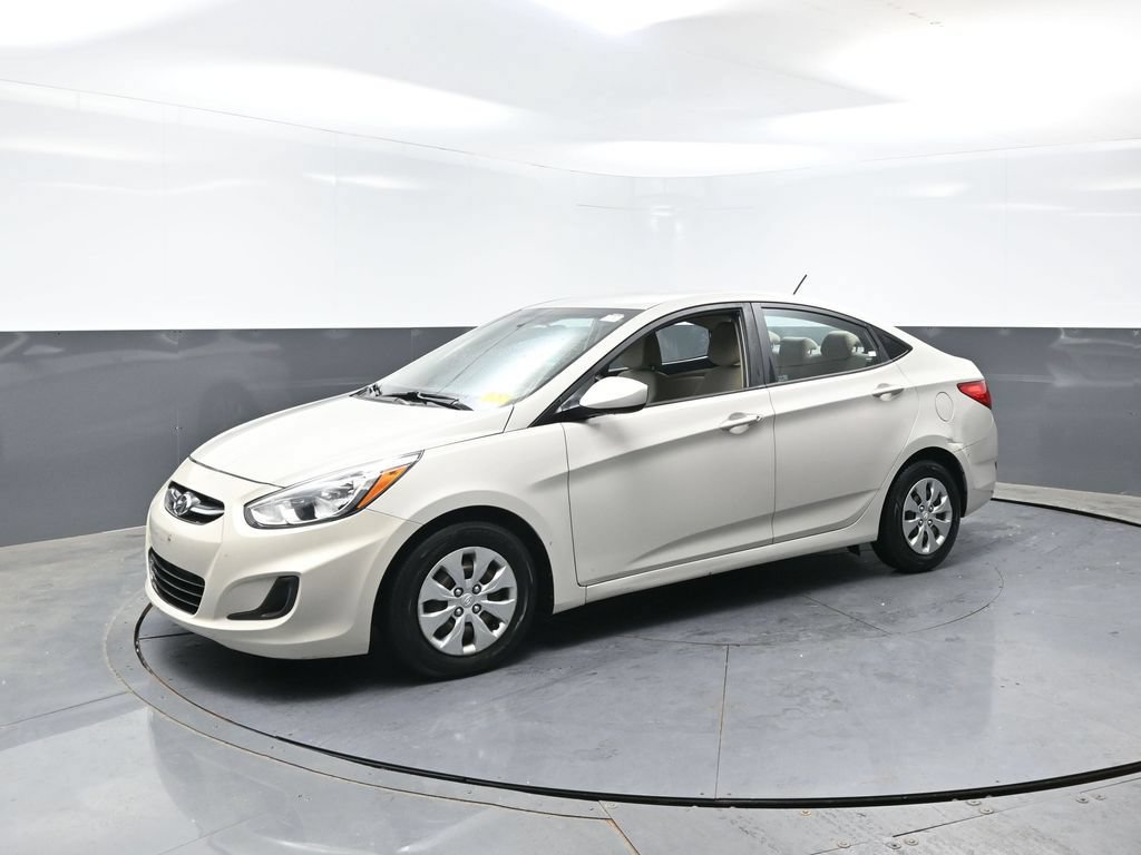Used 2017 Hyundai Accent SE FWD image 7