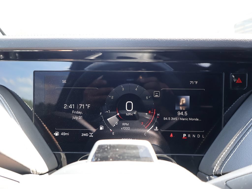 Certified 2025 GMC Yukon AT4 Ultimate AWD/4WD image 22