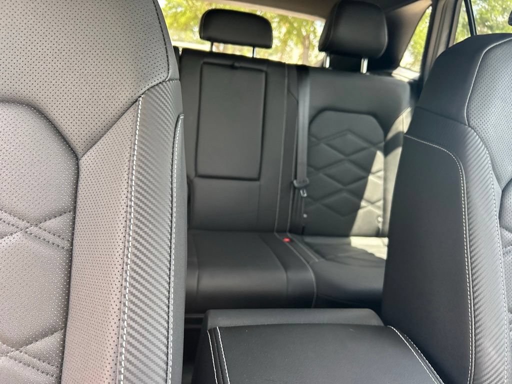 New 2026 Volkswagen Atlas Cross Sport SE AWD/4WD image 39