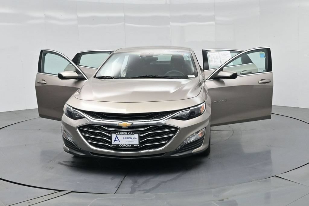 Used 2023 Chevrolet Malibu LT FWD image 34