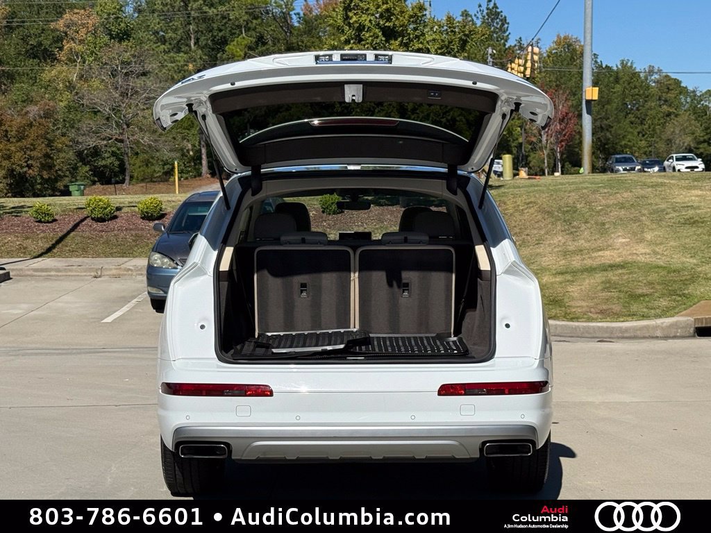Used 2019 Audi Q7 3.0T Premium Plus AWD/4WD image 16
