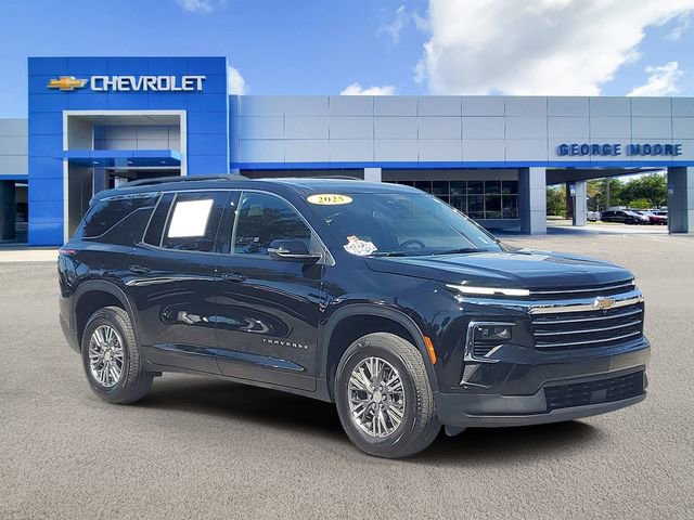 Certified 2025 Chevrolet Traverse LT