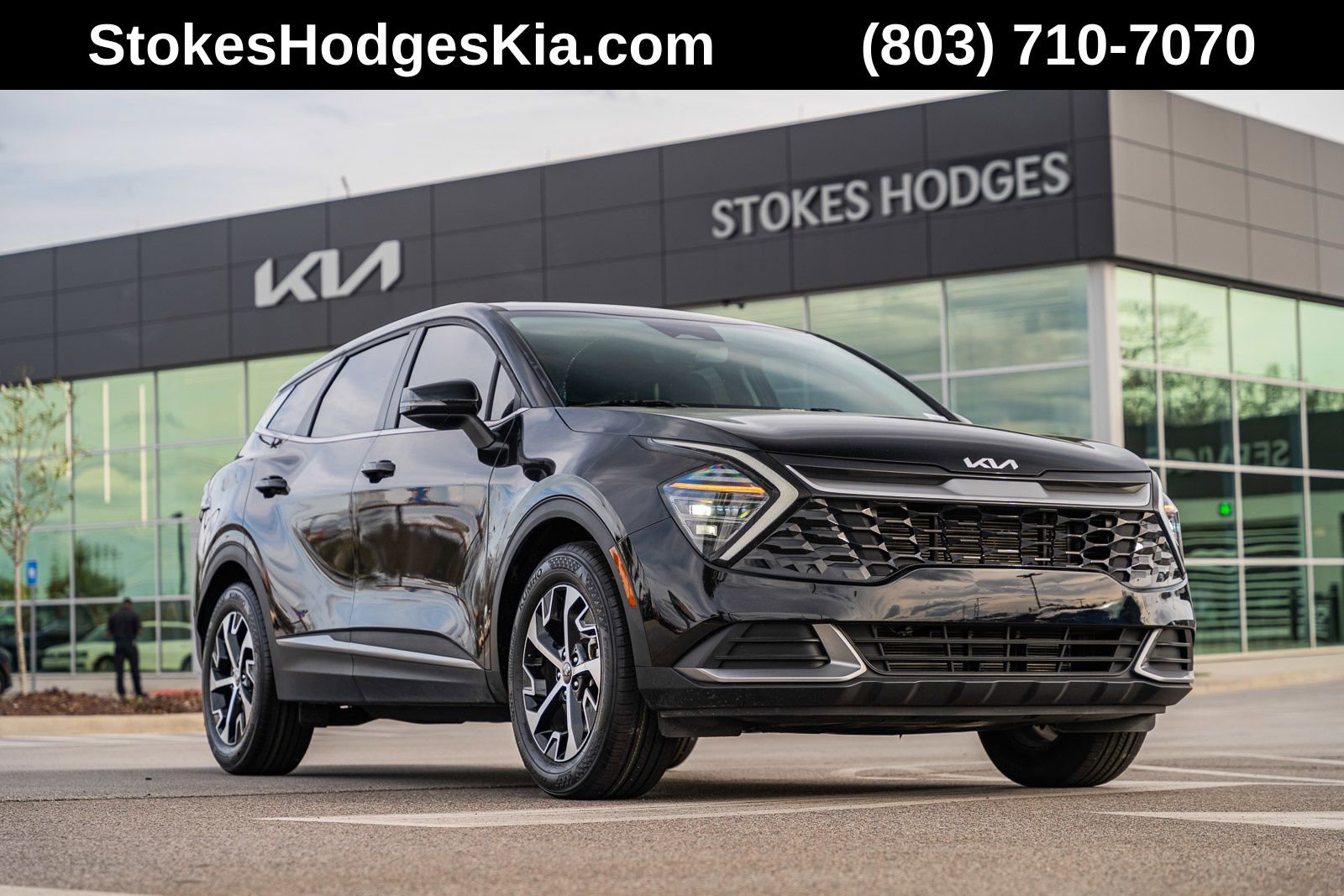 Used 2024 Kia Sportage EX image 1