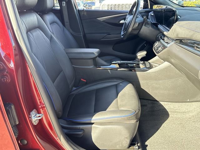 Used 2025 Buick Envista Sport Touring w/ Convenience I Package image 14