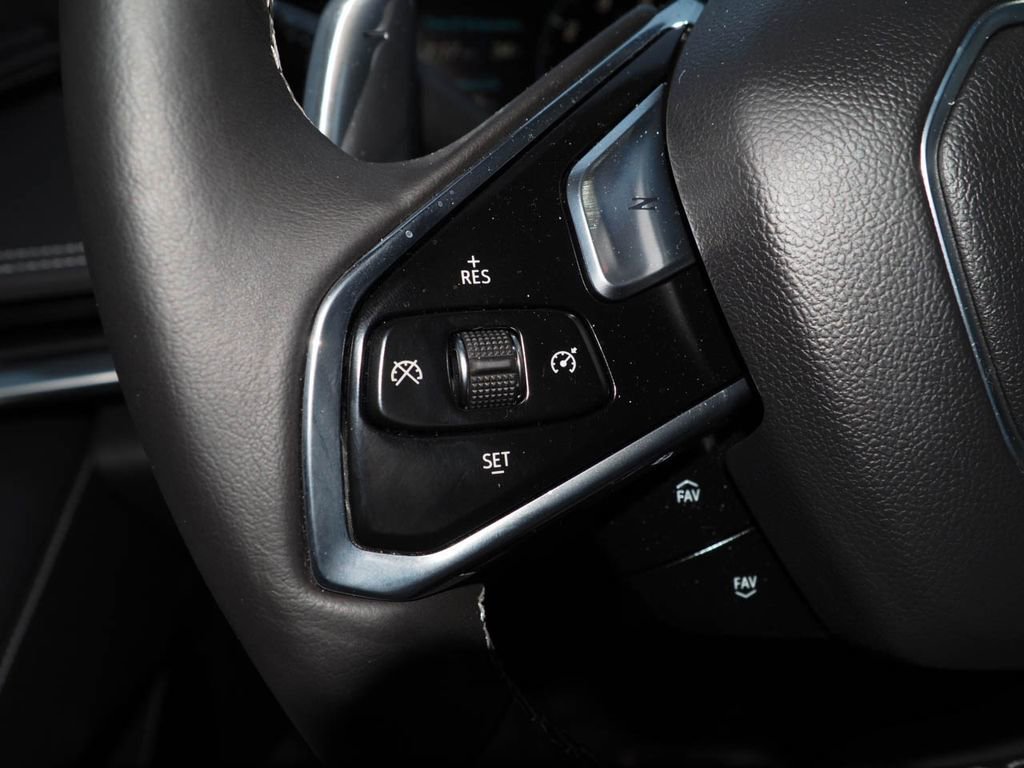 Certified 2023 Chevrolet Corvette Stingray Preferred Cpe w/ Engine Appearance Package image 30