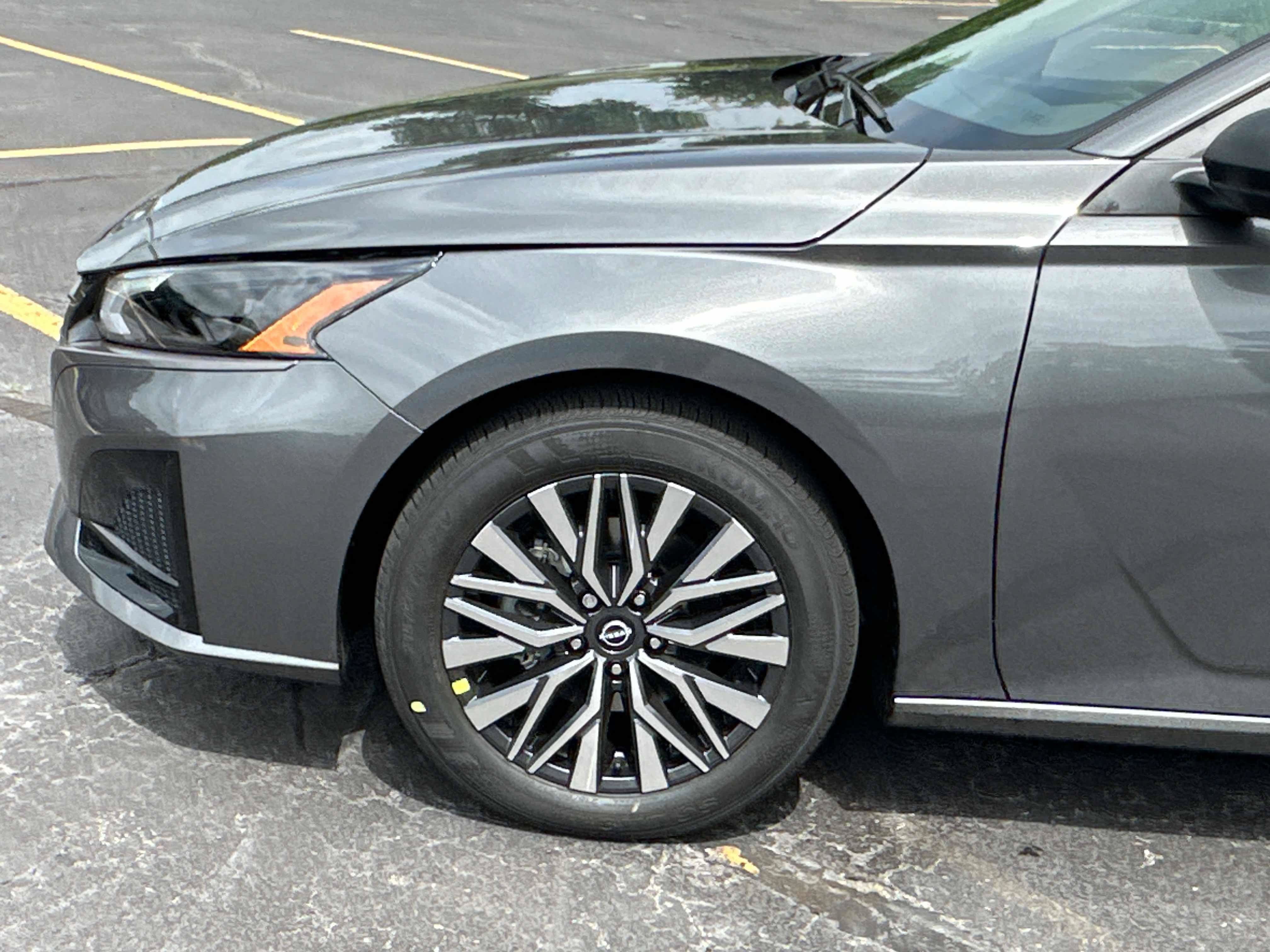 New 2026 Nissan Altima 2.5 SV FWD image 7