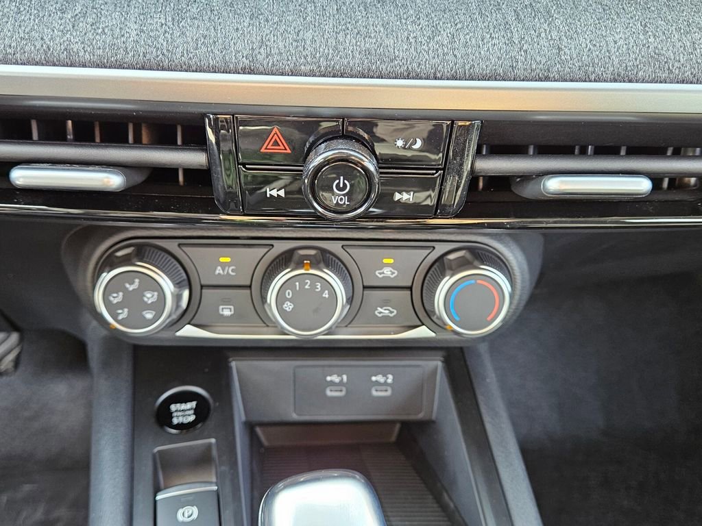 New 2026 Nissan Kicks S image 19