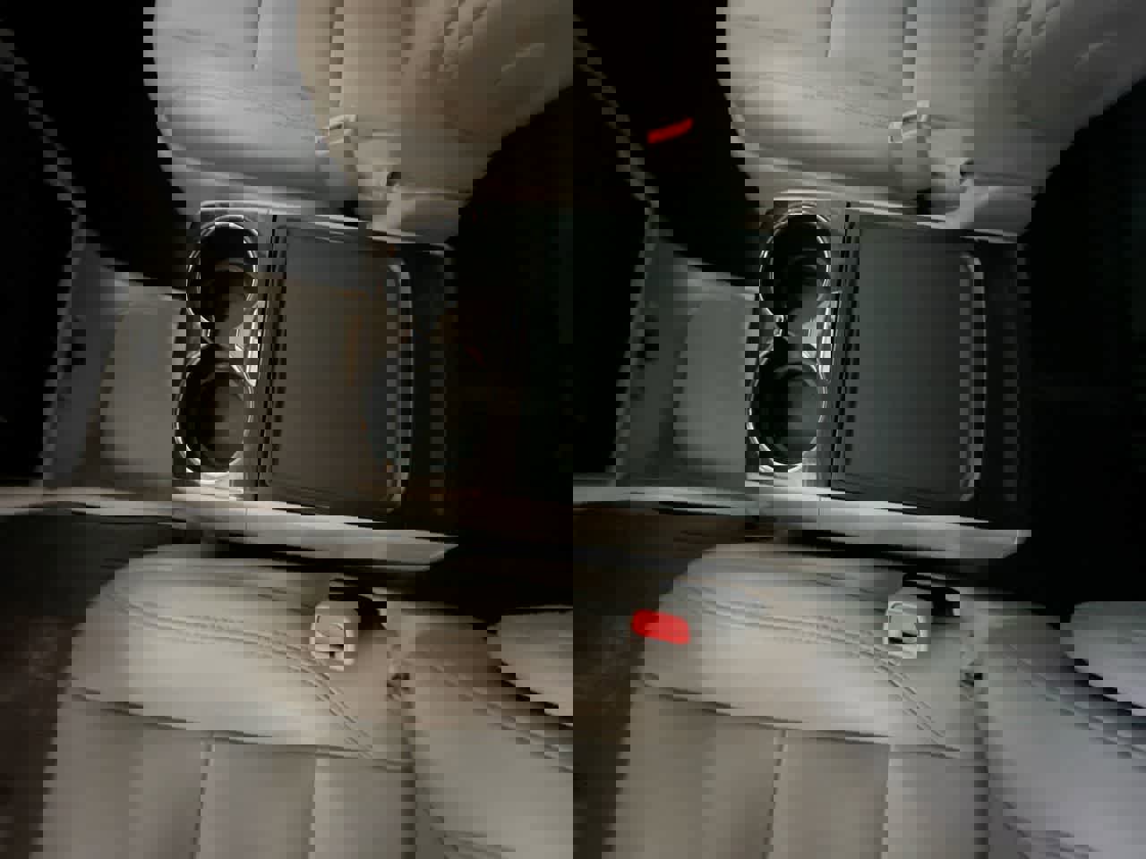 Used 2018 Toyota Sienna XLE w/ XLE Navigation Package image 21