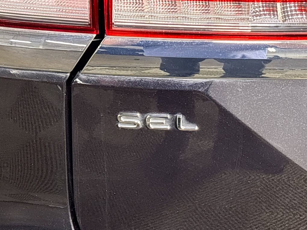Used 2024 Volkswagen Atlas SEL Premium R-Line AWD/4WD image 25