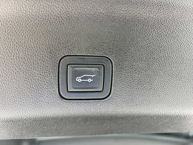 Used 2024 Chevrolet Tahoe LT AWD/4WD image 16