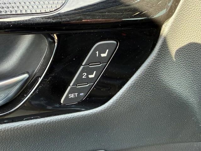 Used 2025 Honda CR-V EX-L image 15