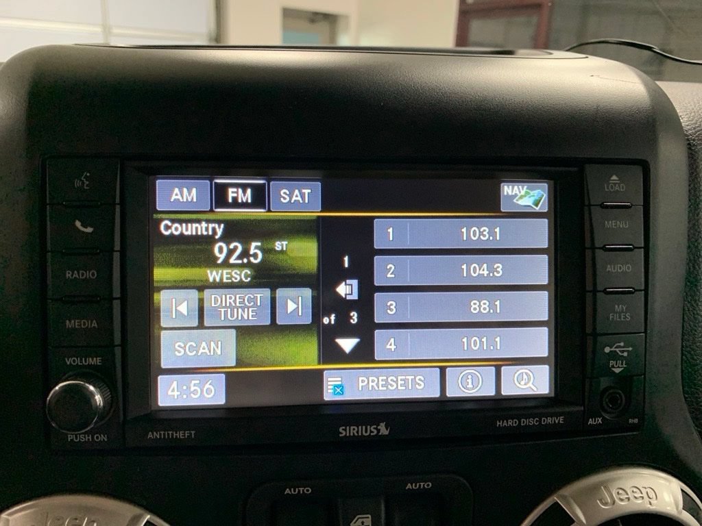Used 2012 Jeep Wrangler Sahara w/ Dual Top Group AWD/4WD image 18