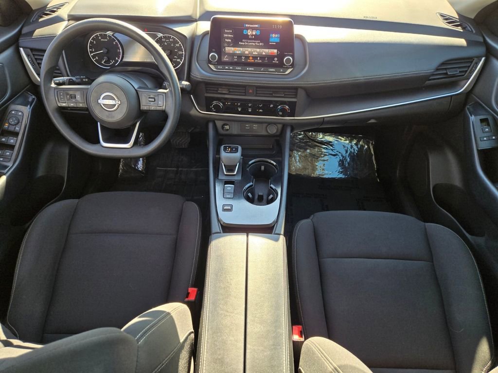 Used 2024 Nissan Rogue S image 14