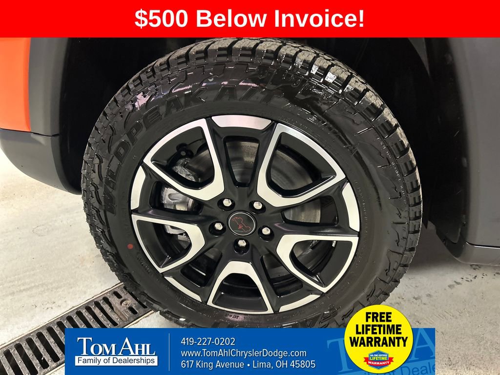 New 2026 Jeep Compass Trailhawk image 9