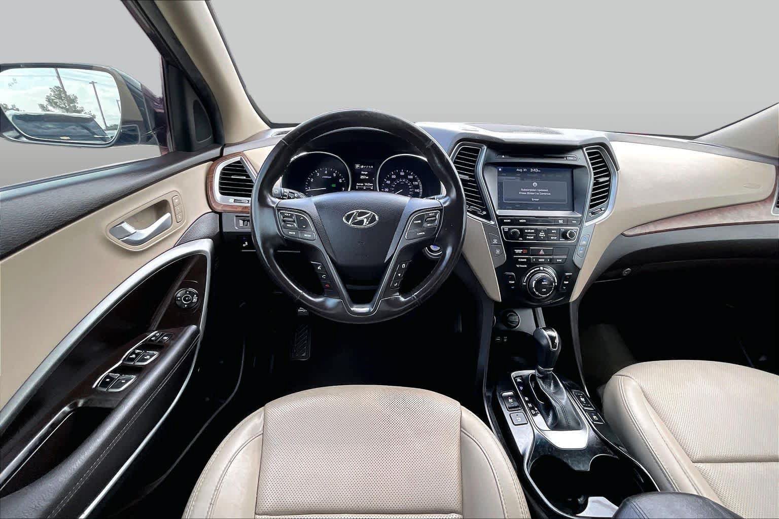 Used 2018 Hyundai Santa Fe Sport w/ 2.4L Tech Package 04 FWD image 6