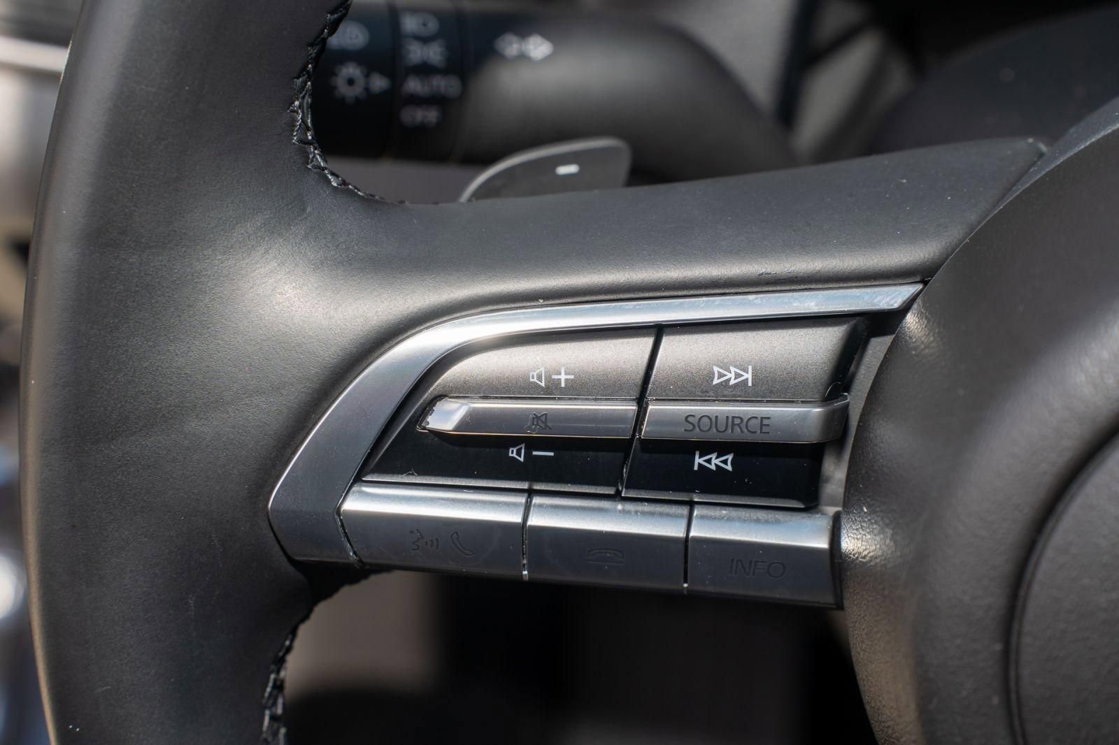 Used 2023 MAZDA CX-30 AWD 2.5 S w/ Premium Package image 31