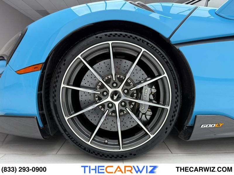 Used 2019 McLaren 600LT RWD image 12