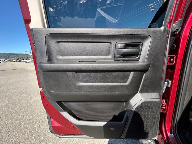 Used 2018 RAM 3500 Tradesman w/ Chrome Appearance Group AWD/4WD image 38