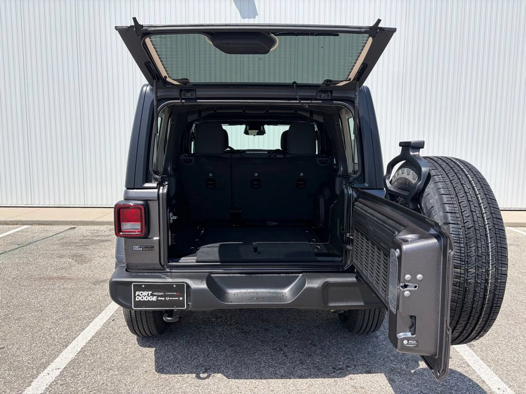 New 2026 Jeep Wrangler Unlimited Sport AWD/4WD image 13