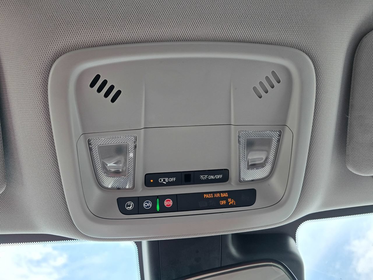 Used 2025 Chevrolet Malibu LT FWD image 25