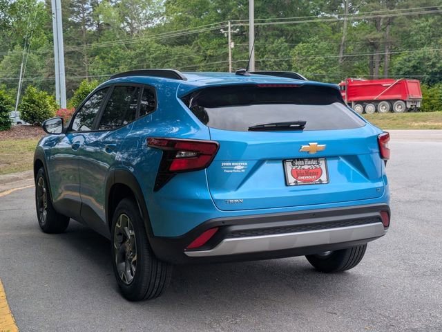 New 2026 Chevrolet Trax LT w/ Sunroof Package FWD image 4