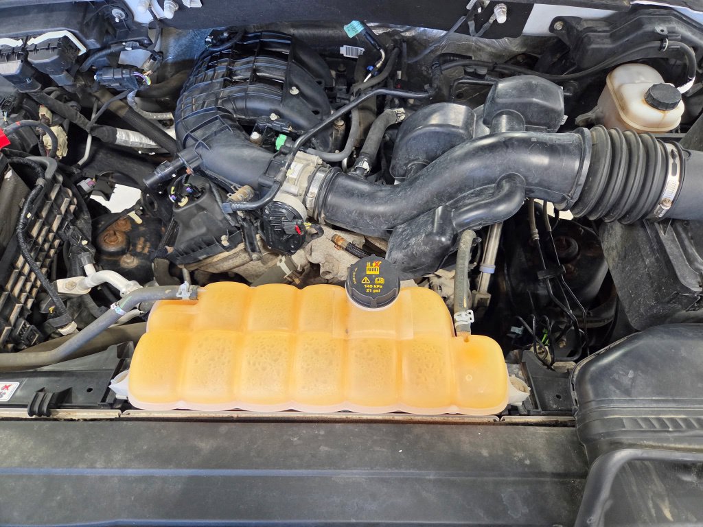 Used 2016 Ford F150 XLT AWD/4WD image 41