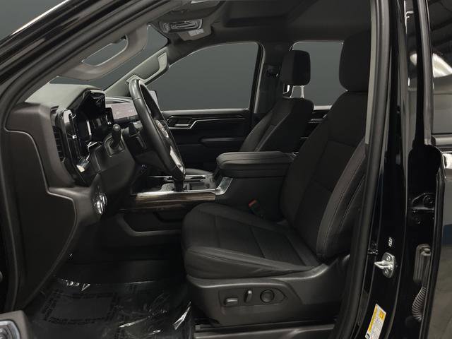 Used 2023 GMC Sierra 1500 Elevation w/ Max Trailering Package image 4